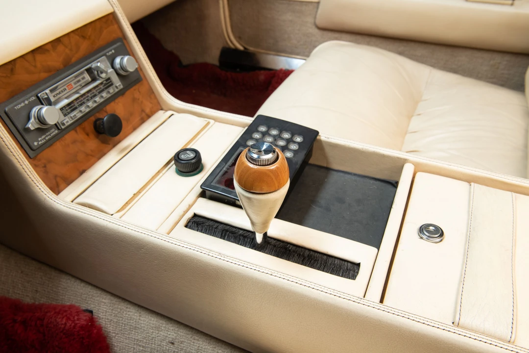 1981 Aston Martin Lagonda - Image 27 of 31