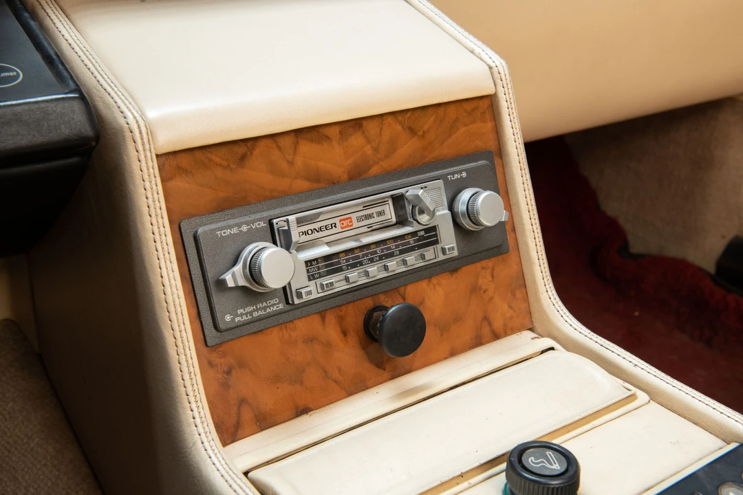 1981 Aston Martin Lagonda - Image 28 of 31