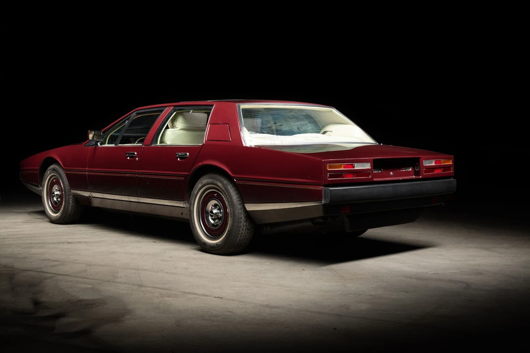 1981 Aston Martin Lagonda - Image 2 of 31