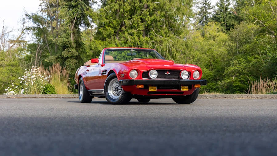 1981 Aston Martin DBS V8 & V8 & V8 Vantage - Image 9 of 31
