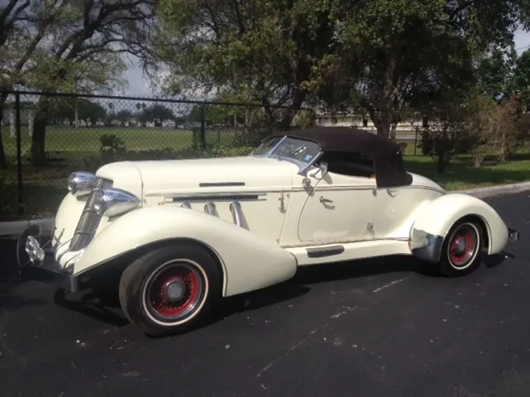 1981 Auburn Speedster - Image 2 of 2