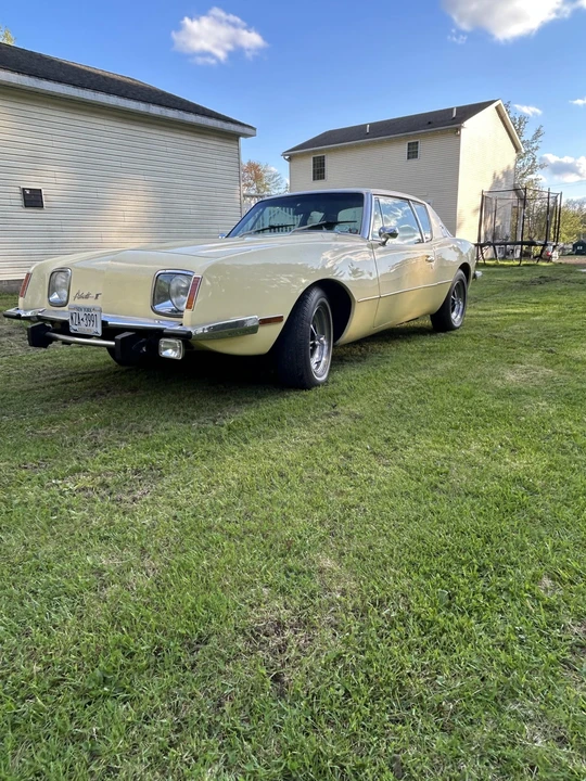 1981 Studebaker Avanti - Image 2 of 31