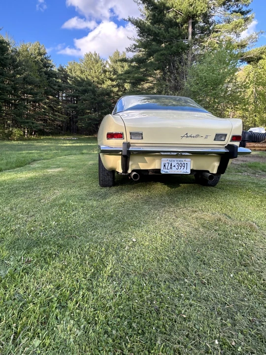 1981 Studebaker Avanti - Image 7 of 31