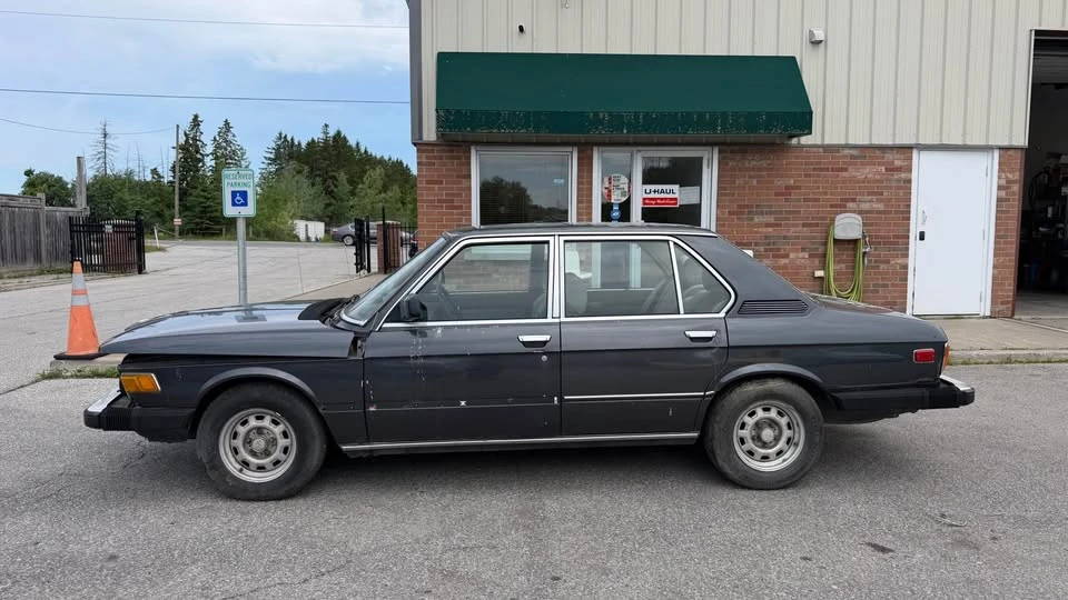1981 BMW E12 5 Series - Image 2 of 12