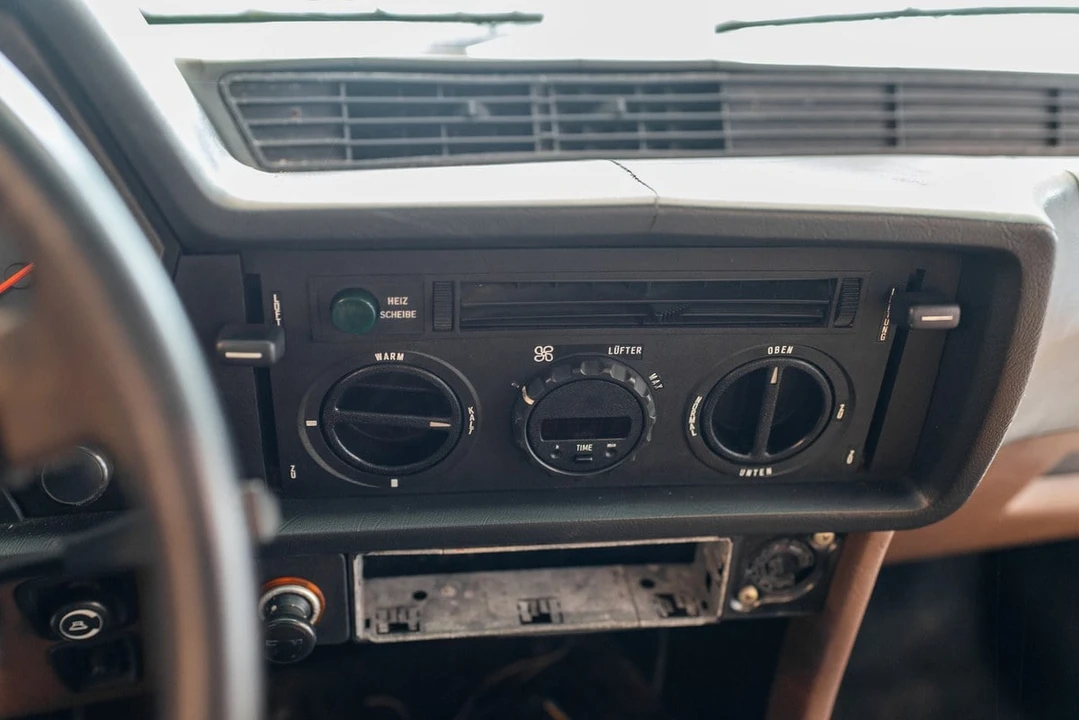 1981 BMW E24 6 Series - Image 29 of 30
