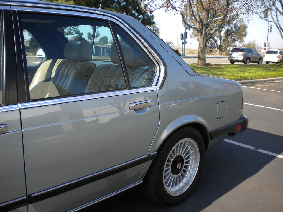 1981 BMW E23 7 Series - Image 8 of 31
