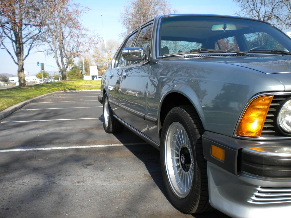 1981 BMW E23 7 Series - Image 13 of 31