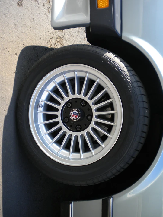 1981 BMW E23 7 Series - Image 17 of 31