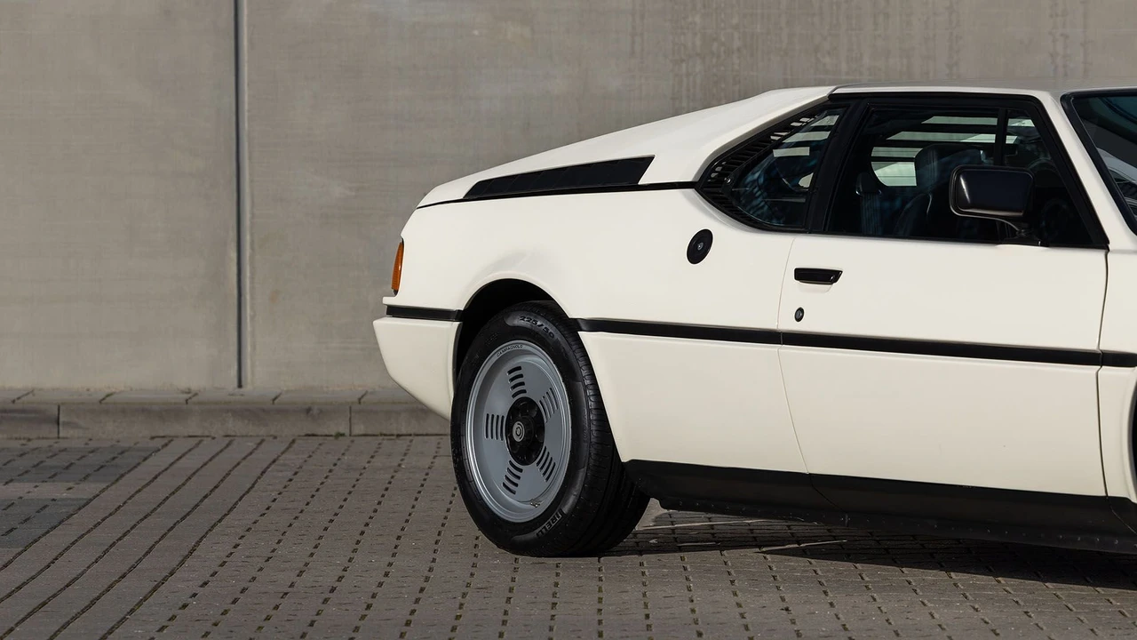 1981 BMW M1 - Image 29 of 31