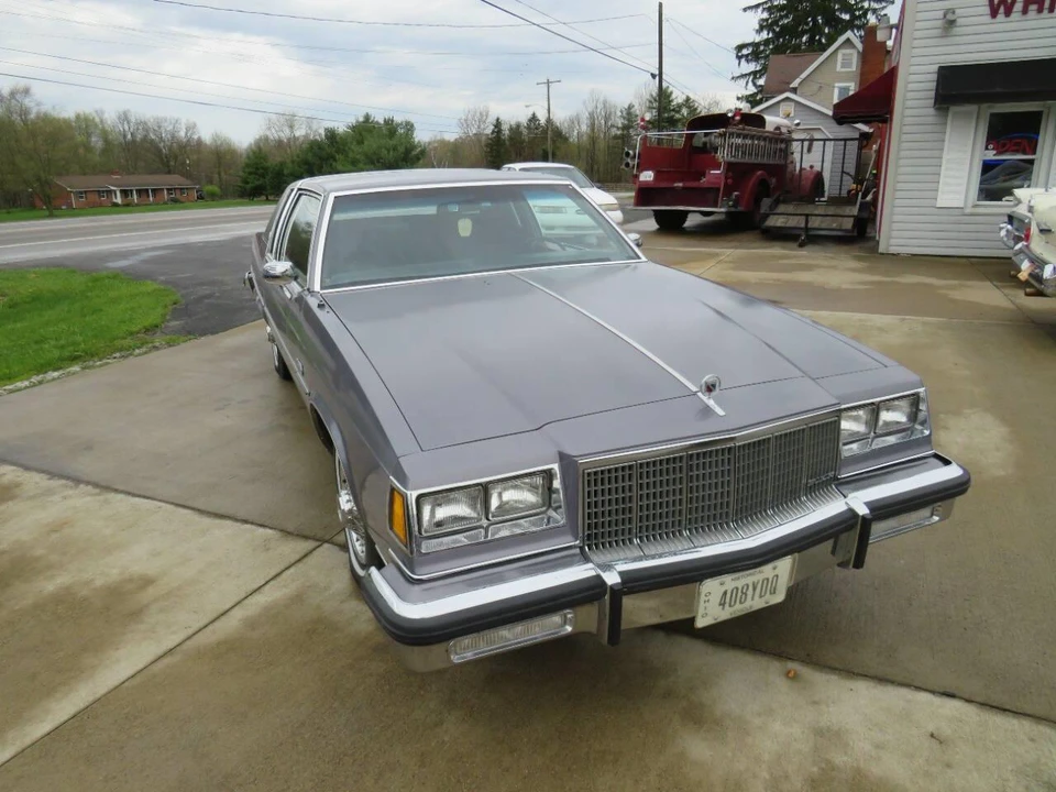 1981 Buick Electra - Image 3 of 12
