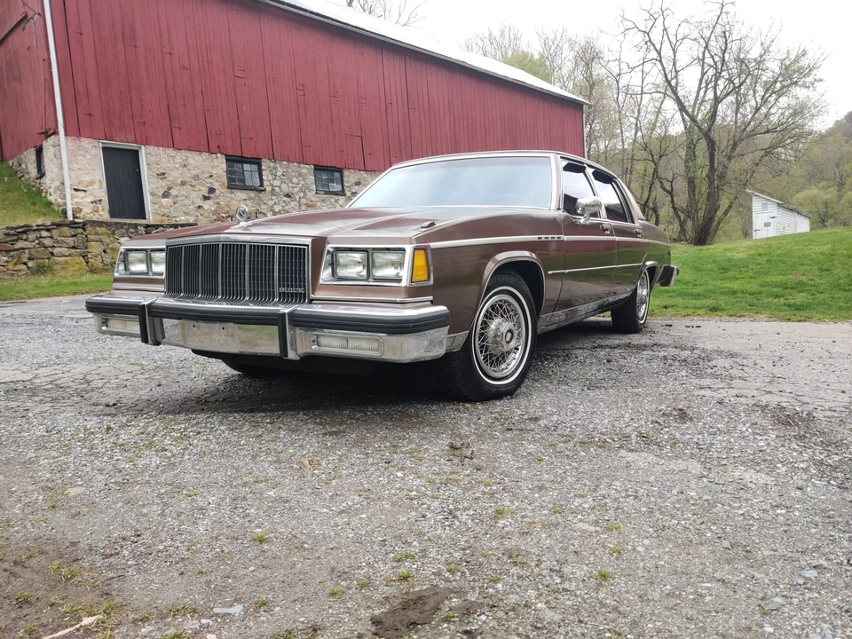 1981 Buick Electra - Image 7 of 31
