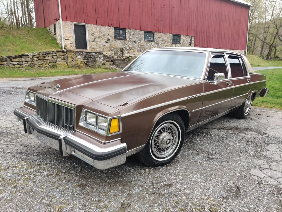 1981 Buick Electra - Image 10 of 31