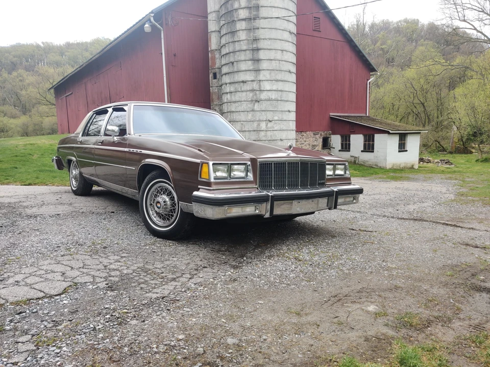 1981 Buick Electra - Image 15 of 31
