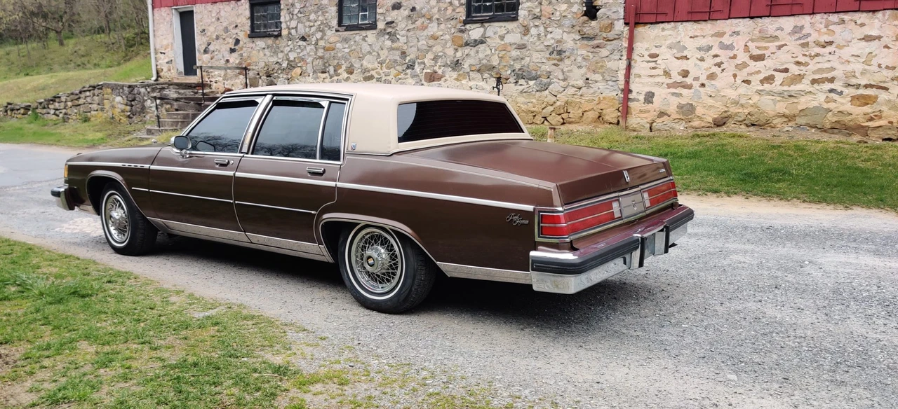 1981 Buick Electra - Image 21 of 31