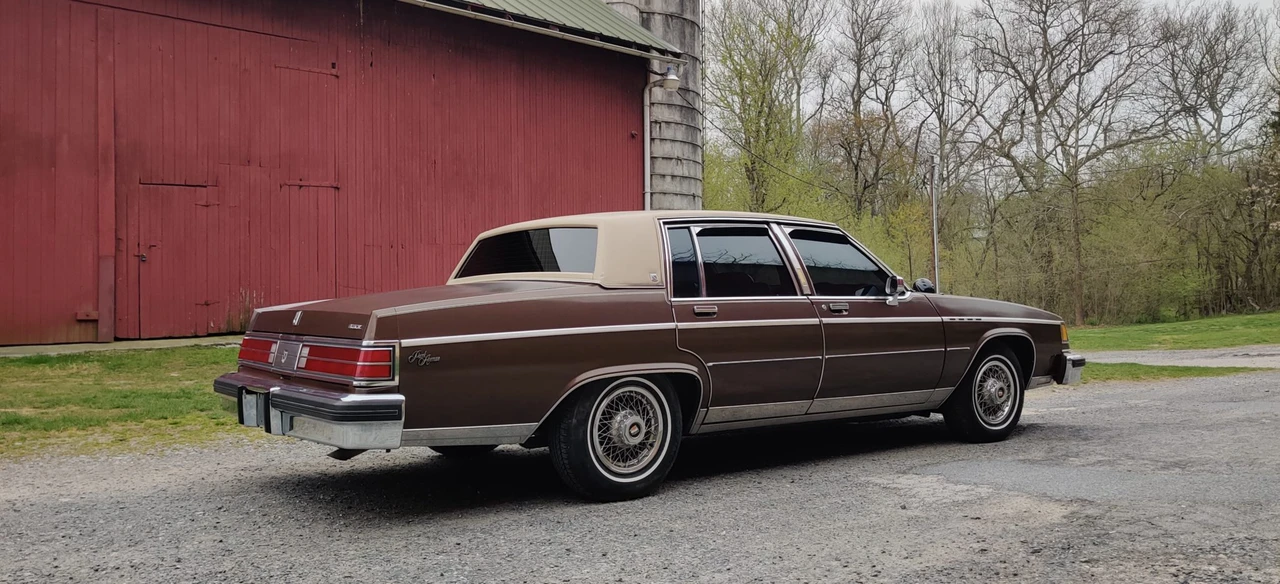 1981 Buick Electra - Image 23 of 31