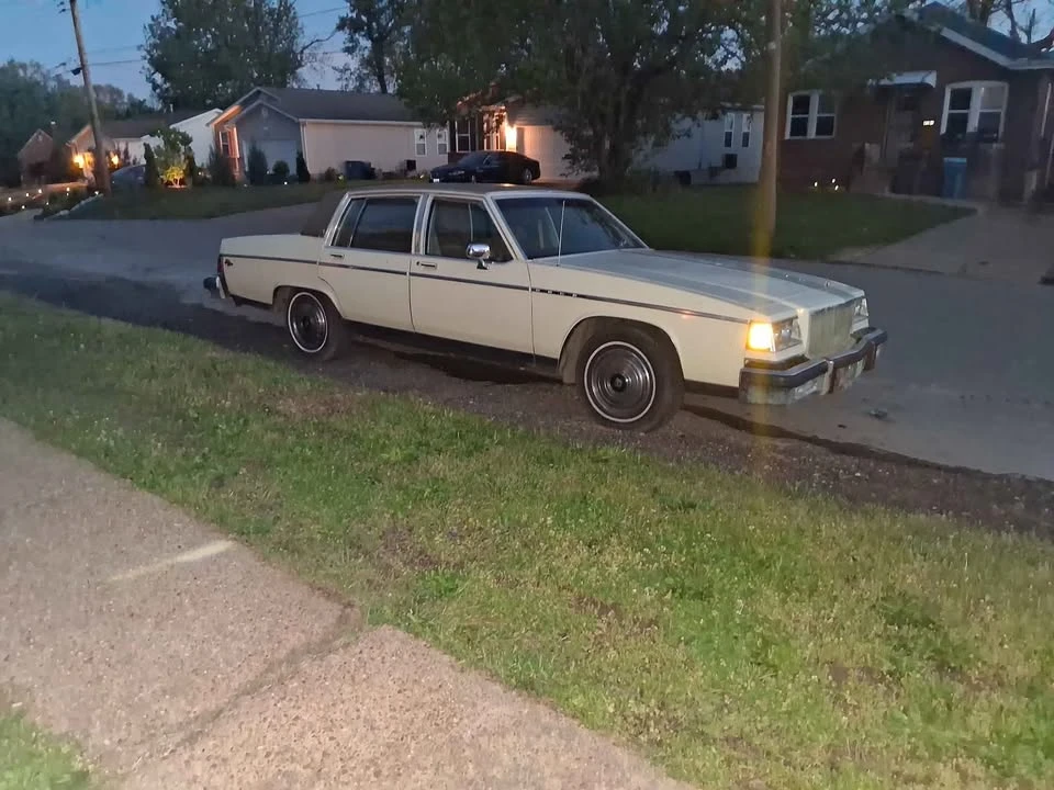 1981 Buick Electra - Image 11 of 21