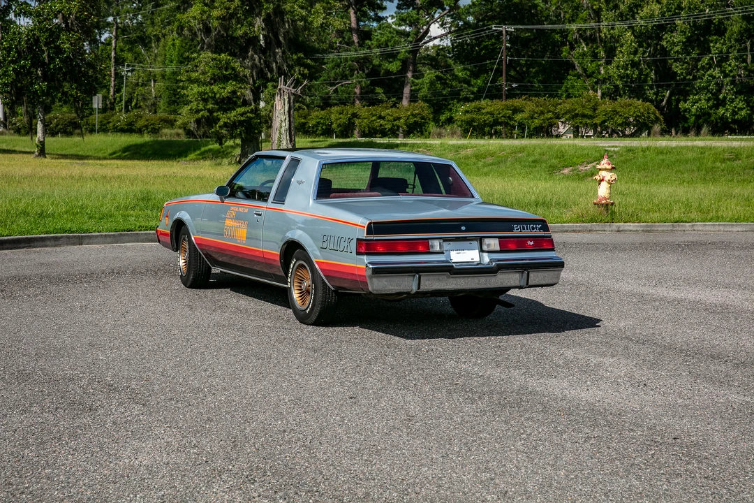 1981 Buick Regal - Image 8 of 31