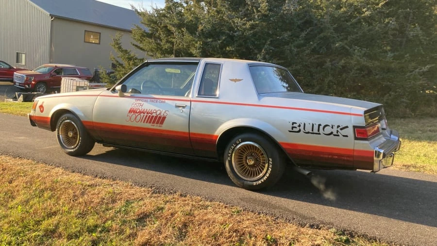 1981 Buick Regal - Image 2 of 9