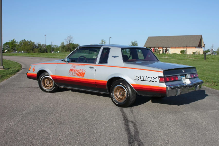 1981 Buick Regal - Image 2 of 31