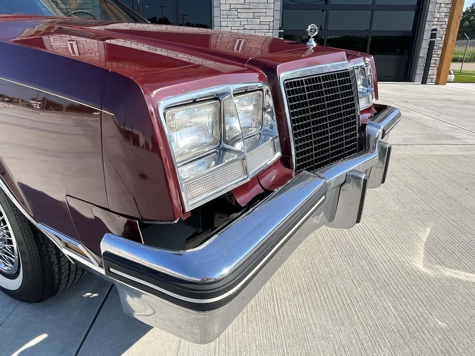 1981 Buick Riviera 4th-7th Gen - Image 24 of 31