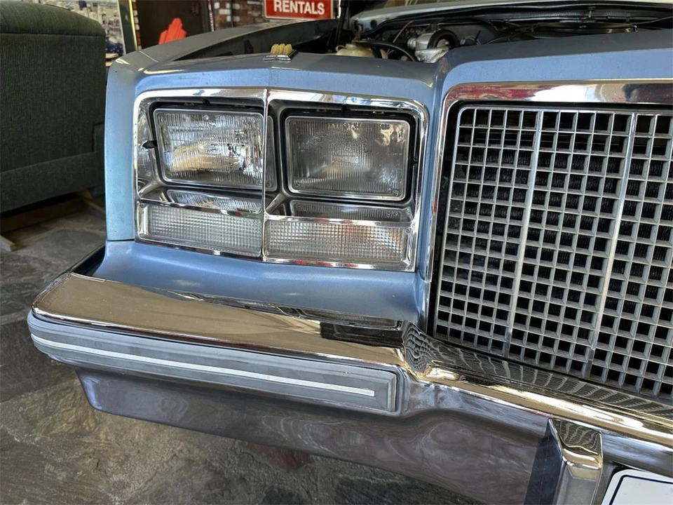 1981 Buick Riviera 4th-7th Gen - Image 5 of 31
