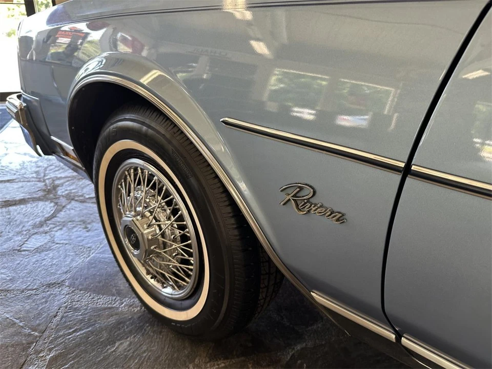 1981 Buick Riviera 4th-7th Gen - Image 21 of 31