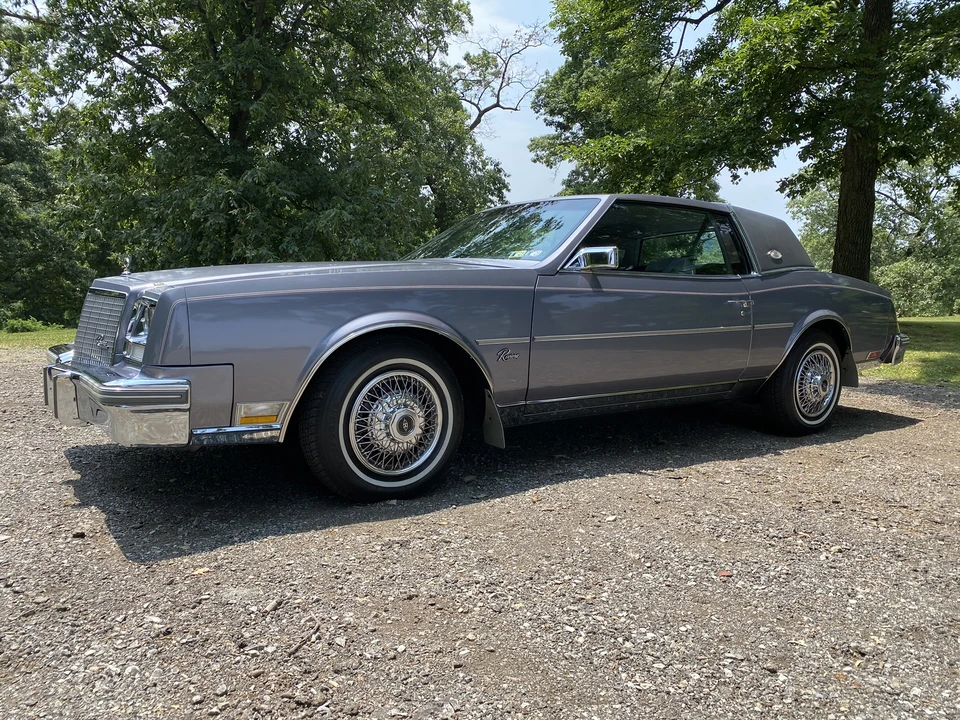 1981 Buick Riviera 4th-7th Gen - Image 31 of 31