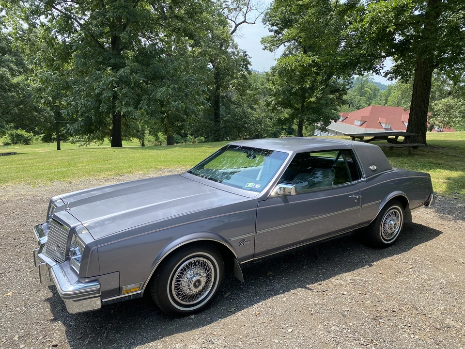 1981 Buick Riviera 4th-7th Gen - Image 29 of 31