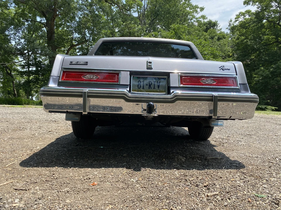1981 Buick Riviera 4th-7th Gen - Image 19 of 31