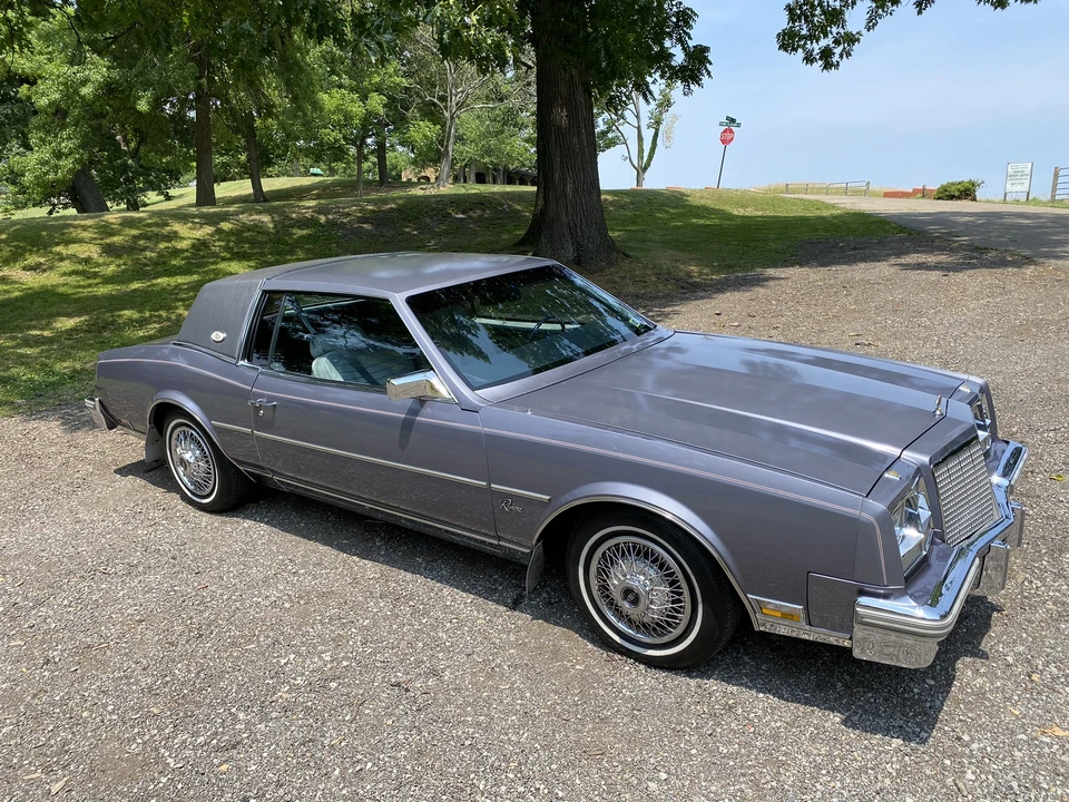 1981 Buick Riviera 4th-7th Gen - Image 5 of 31