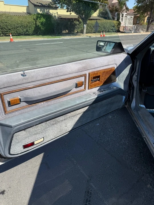1981 Buick Riviera 4th-7th Gen - Image 7 of 14