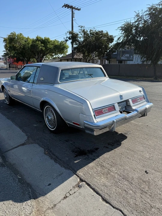 1981 Buick Riviera 4th-7th Gen - Image 6 of 14