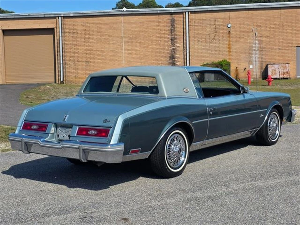 1981 Buick Riviera 4th-7th Gen - Image 7 of 31