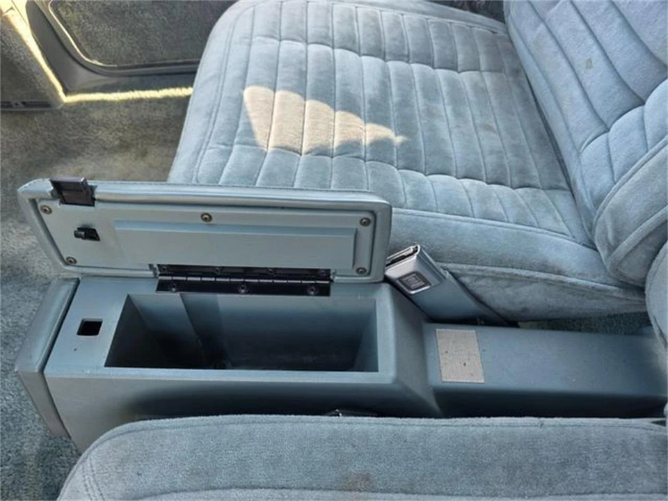 1981 Buick Riviera 4th-7th Gen - Image 23 of 31