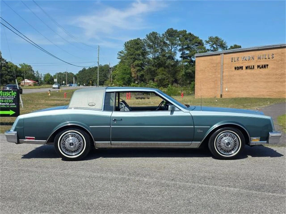 1981 Buick Riviera 4th-7th Gen - Image 6 of 31