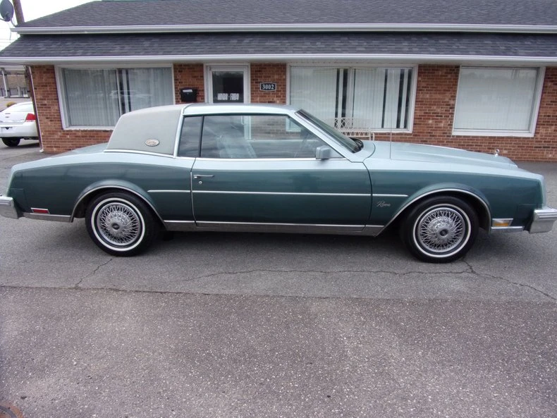 1981 Buick Riviera 4th-7th Gen - Image 8 of 28