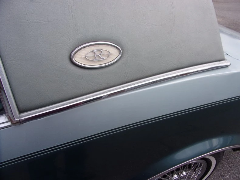 1981 Buick Riviera 4th-7th Gen - Image 15 of 28
