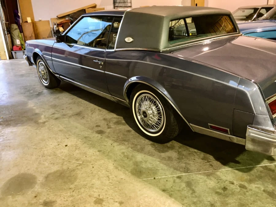 1981 Buick Riviera 4th-7th Gen - Image 2 of 3