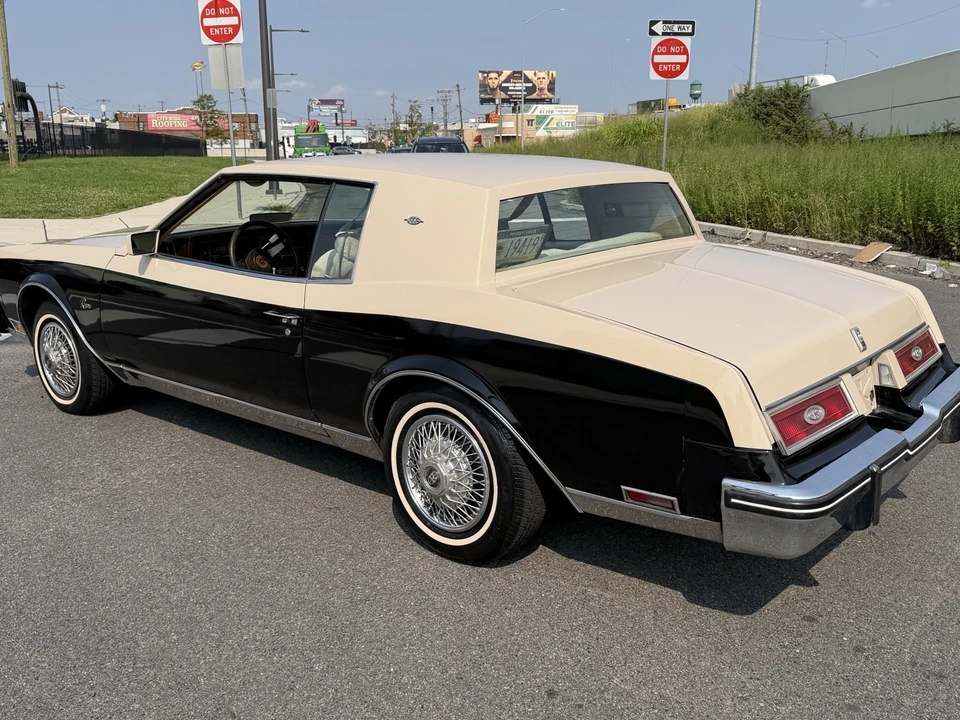 1981 Buick Riviera 4th-7th Gen - Image 3 of 18