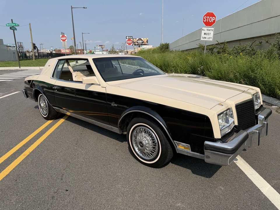 1981 Buick Riviera 4th-7th Gen - Image 6 of 18
