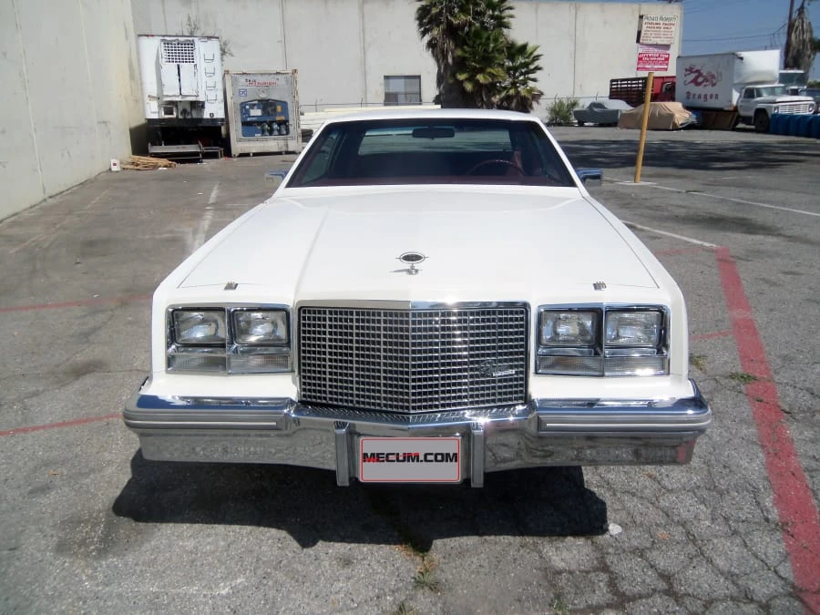 1981 Buick Riviera 4th-7th Gen - Image 7 of 7