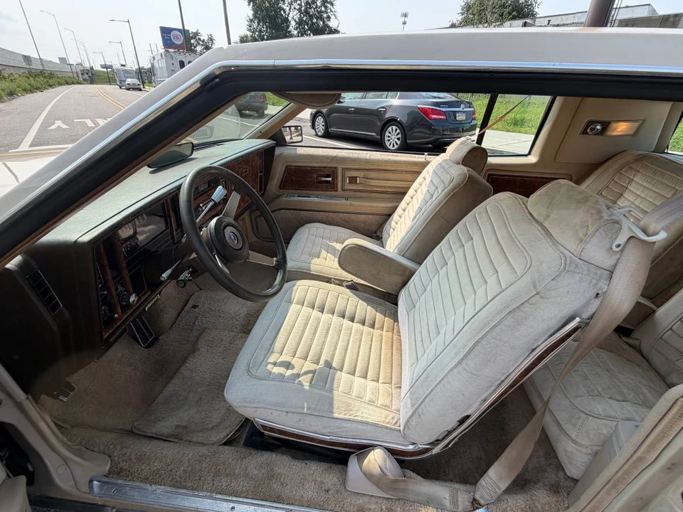 1981 Buick Riviera 4th-7th Gen - Image 12 of 17