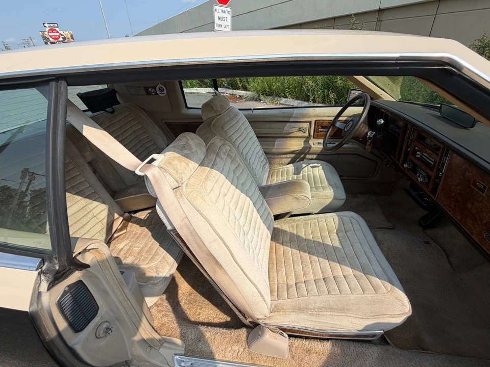 1981 Buick Riviera 4th-7th Gen - Image 11 of 17