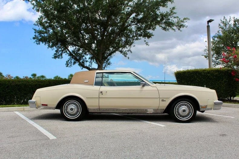 1981 Buick Riviera 4th-7th Gen - Image 2 of 21