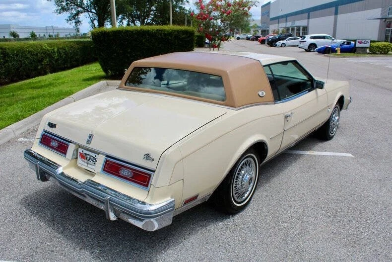 1981 Buick Riviera 4th-7th Gen - Image 16 of 21