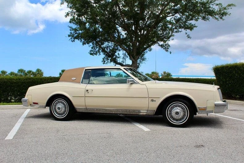 1981 Buick Riviera 4th-7th Gen - Image 3 of 12