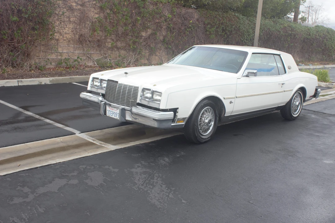 1981 Buick Riviera 4th-7th Gen - Image 5 of 31
