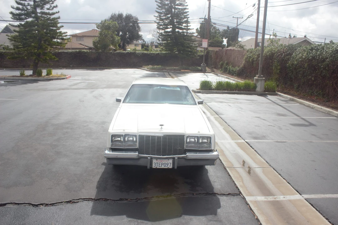 1981 Buick Riviera 4th-7th Gen - Image 27 of 31