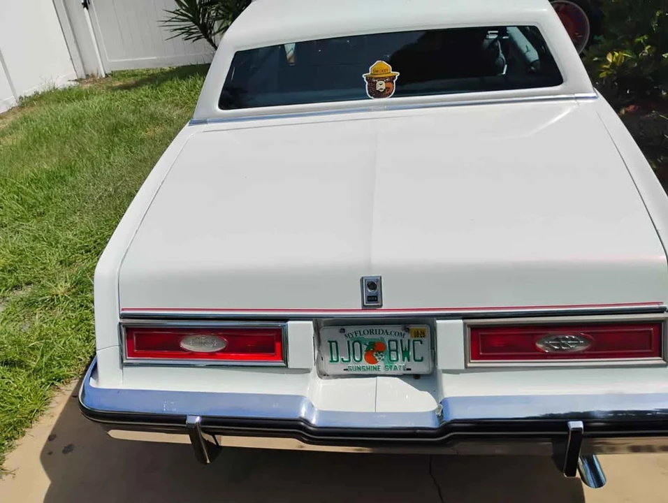 1981 Buick Riviera 4th-7th Gen - Image 6 of 7