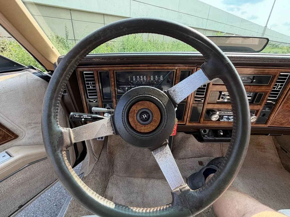 1981 Buick Riviera 4th-7th Gen - Image 15 of 17